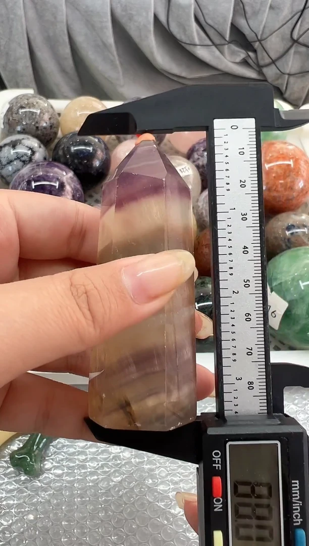 水晶摆件未镶嵌S256 约8.4cm