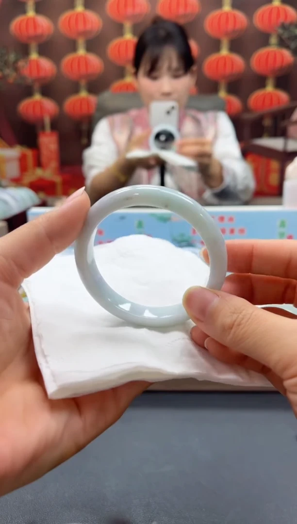 【闪购商品】翡翠手镯未镶嵌00003119