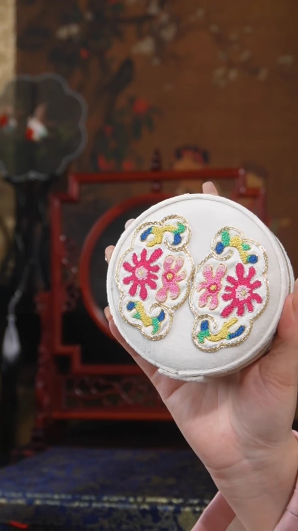 刺绣绒布首饰盒绣花