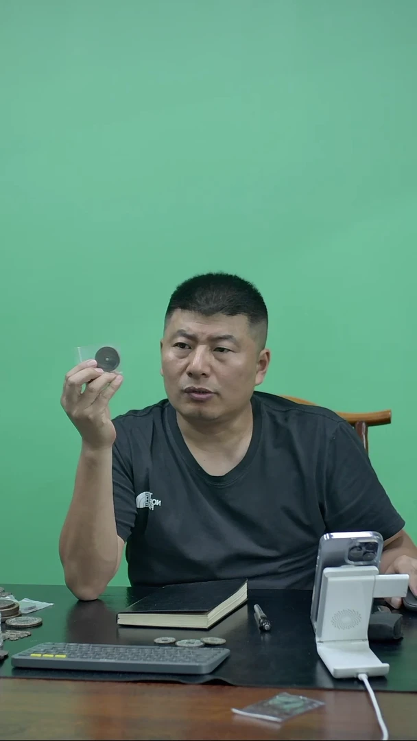卢*王小老板王小老板