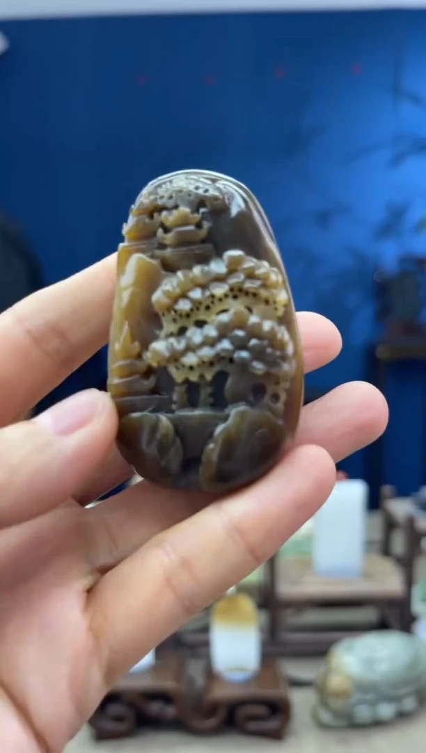 和田玉未镶嵌颈饰1
