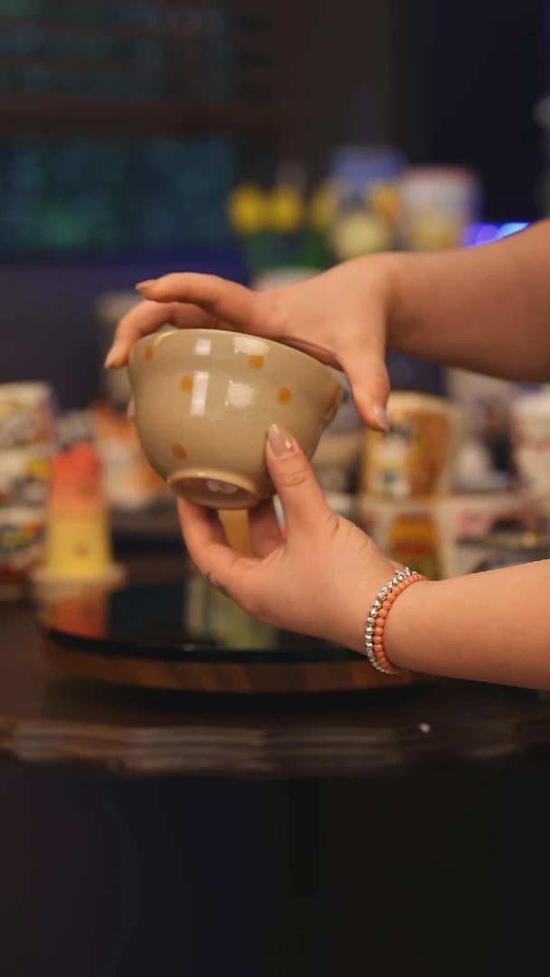 【闪购商品】摆件景德镇釉下彩绘设计师款式陶瓷