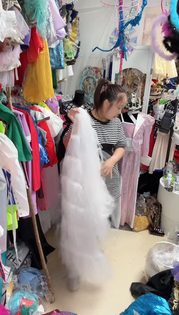 299   白色拖尾纱  80米