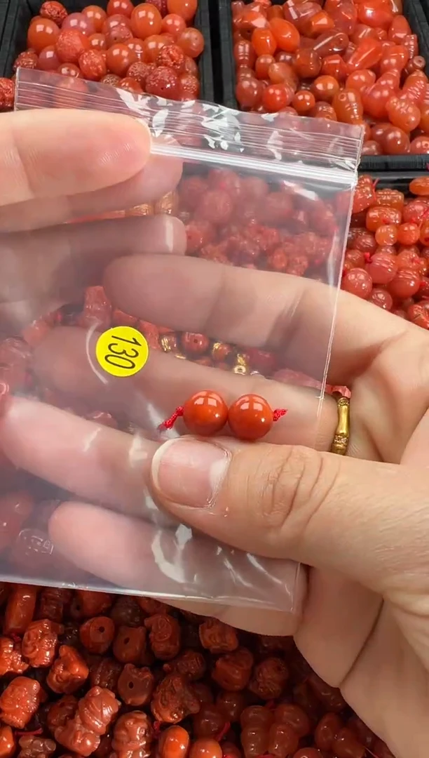 【闪购商品】南红玛瑙颈饰未镶嵌1