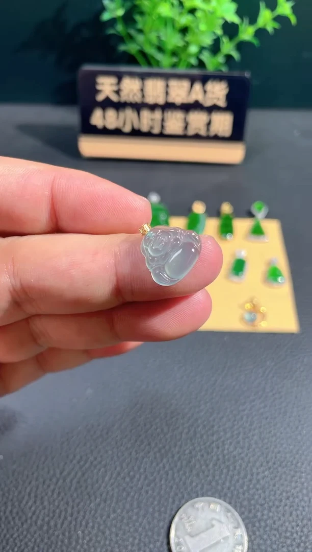 【闪购商品】翡翠颈饰18K金镶嵌翡翠