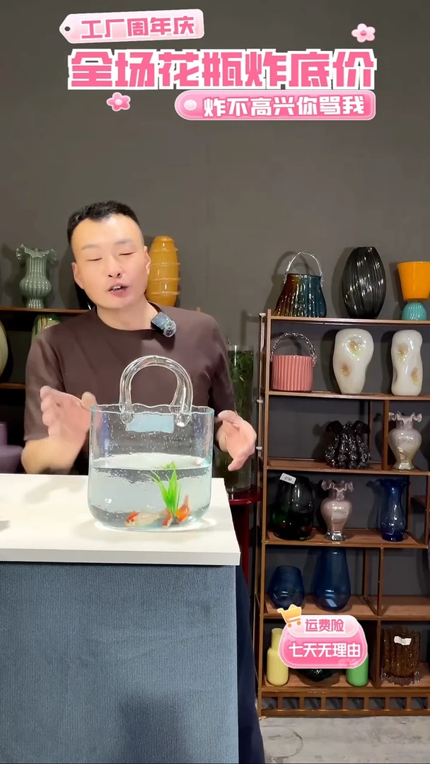 【闪购商品】玻璃360蓝色气泡款包包