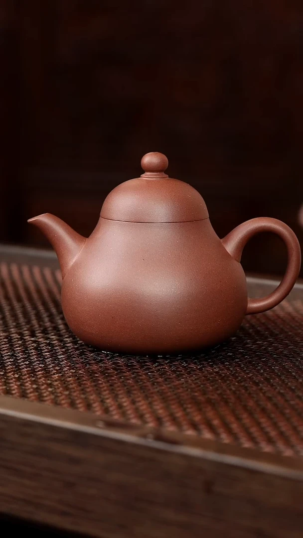 茶壶紫砂底槽清梨形【带矿标证书】