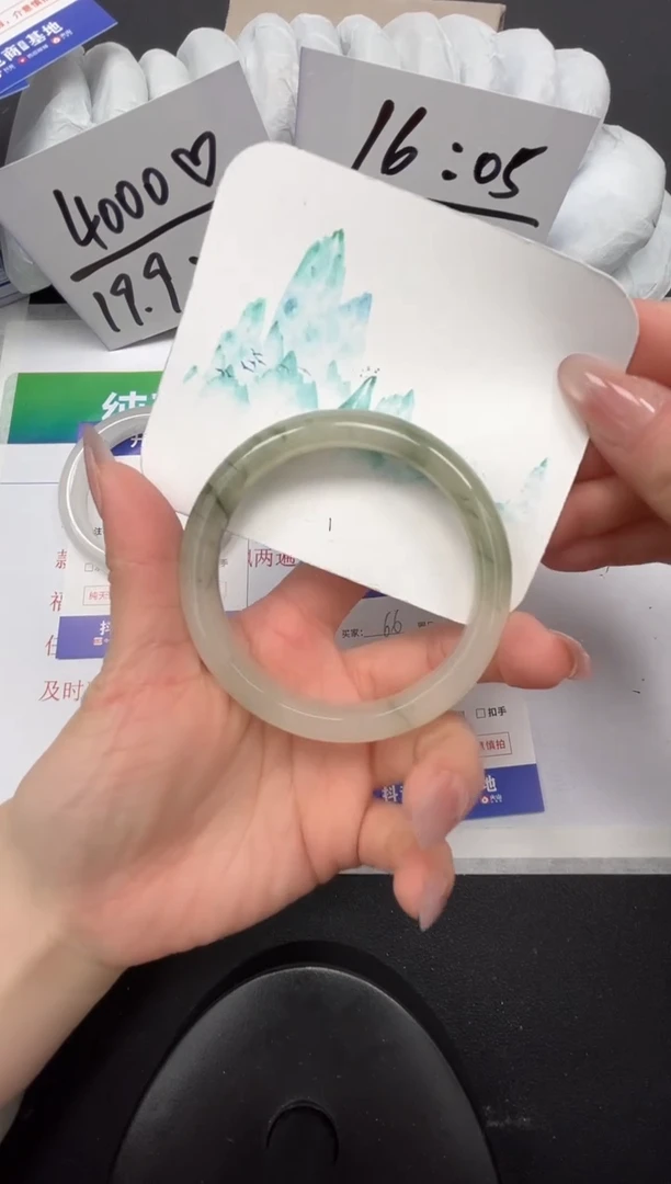 【闪购商品】石英质玉手镯合金66-60.6