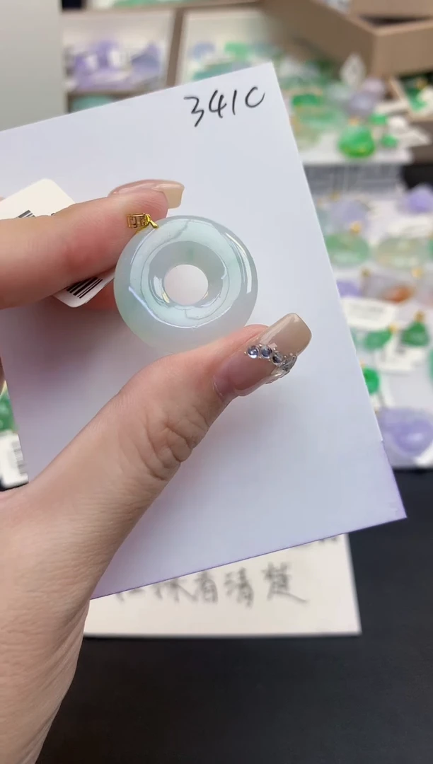 颈饰18K金镶嵌翡翠11111111