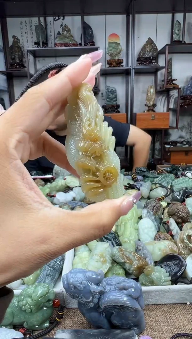未镶嵌和田玉把件1