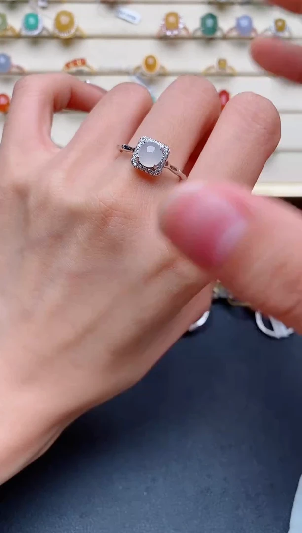 【闪购商品】翡翠戒指银S925镶嵌......