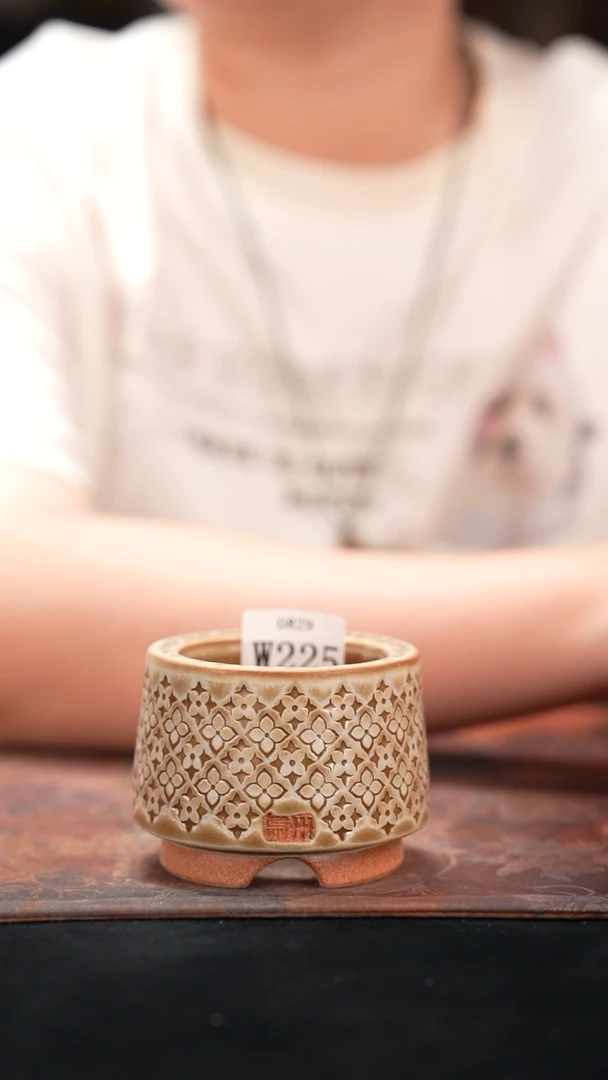 8-29-225花盆口径5.5