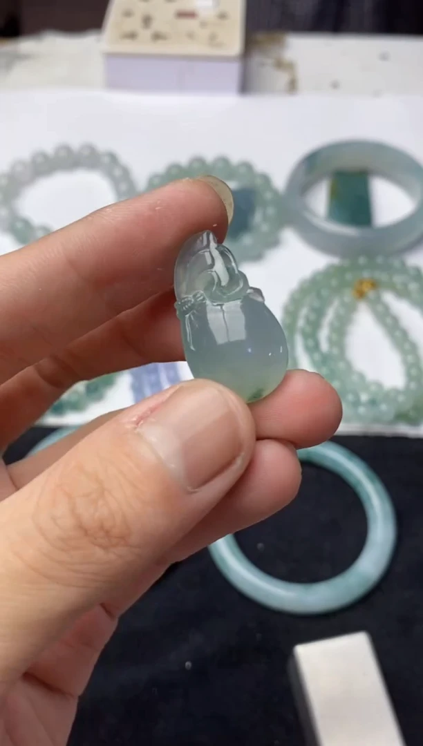 未镶嵌定制翡翠定制翡翠