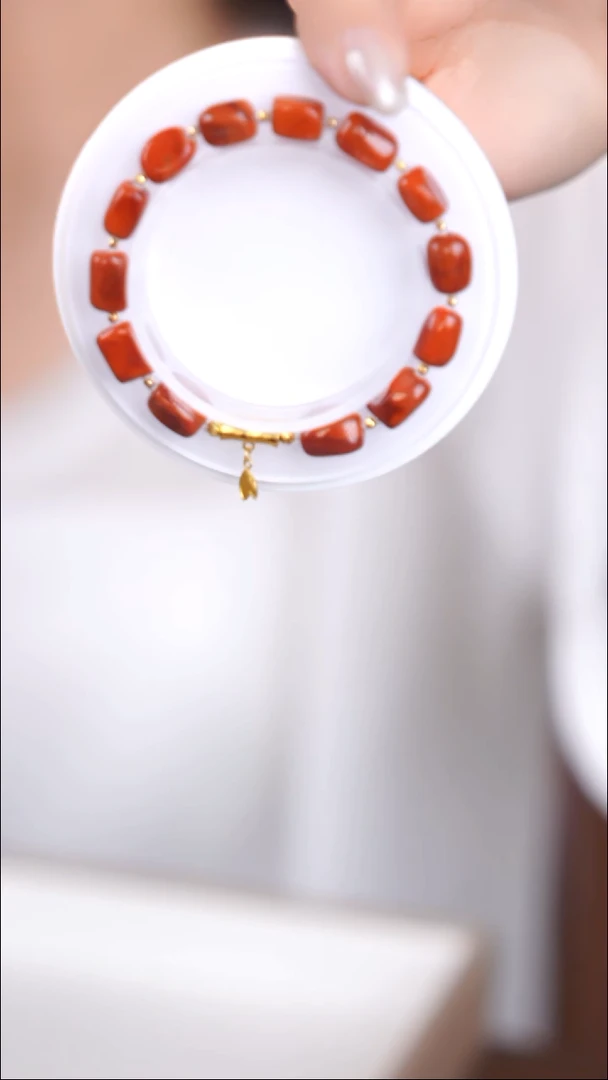 18K金镶嵌手链南红玛瑙@