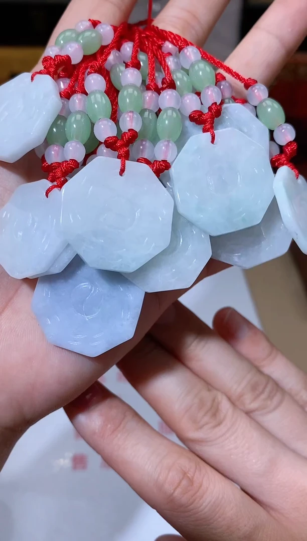 【闪购商品】翡翠颈饰未镶嵌天然A货翡翠（多样性发一）