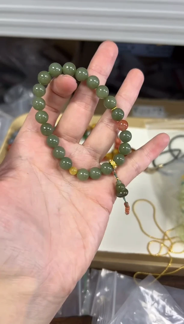 未镶嵌手链和田玉孤品和田玉葫芦设计款手链[0912]