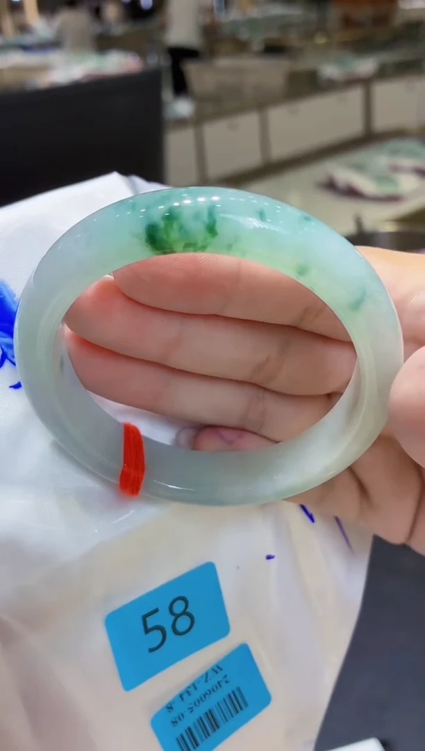 未镶嵌手镯翡翠翡翠手镯