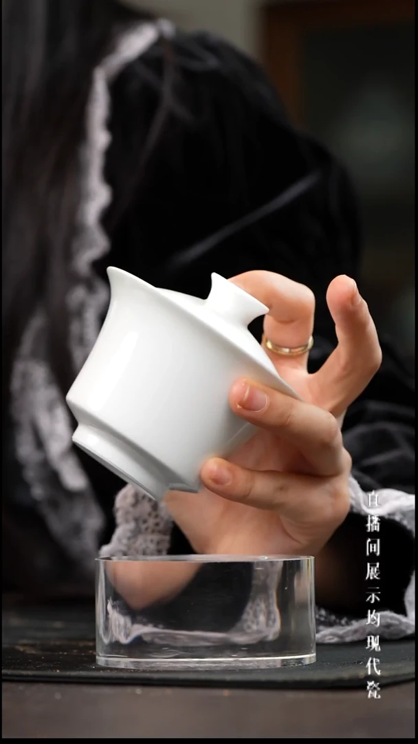 景德镇高白泥马蹄盖碗