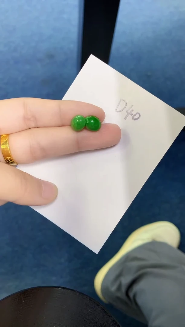 翡翠18K金镶嵌颈饰000000000