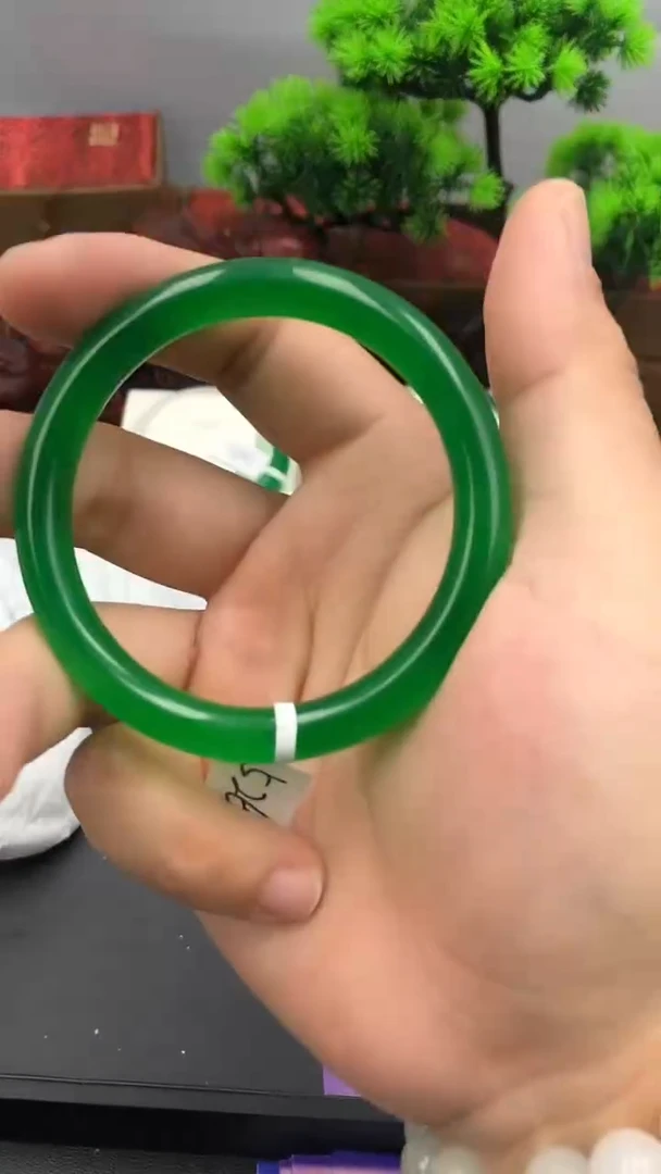 砖雕大叶A46 冰透精美美人镯多样性发其一