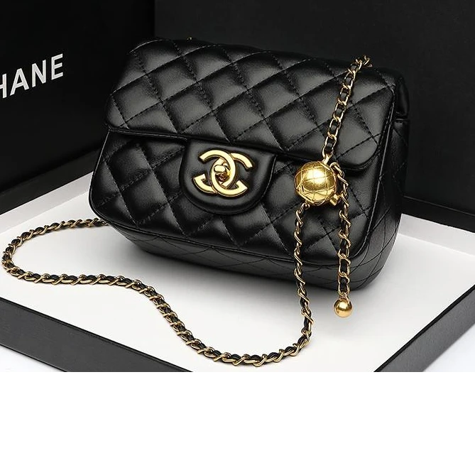 香港品牌女士2025新款小香风菱格洋气羊皮包网红时尚百搭链条包包