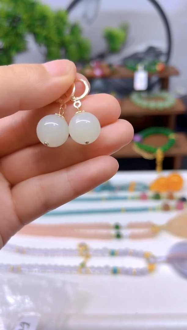 和田玉14K金镶嵌耳饰E611