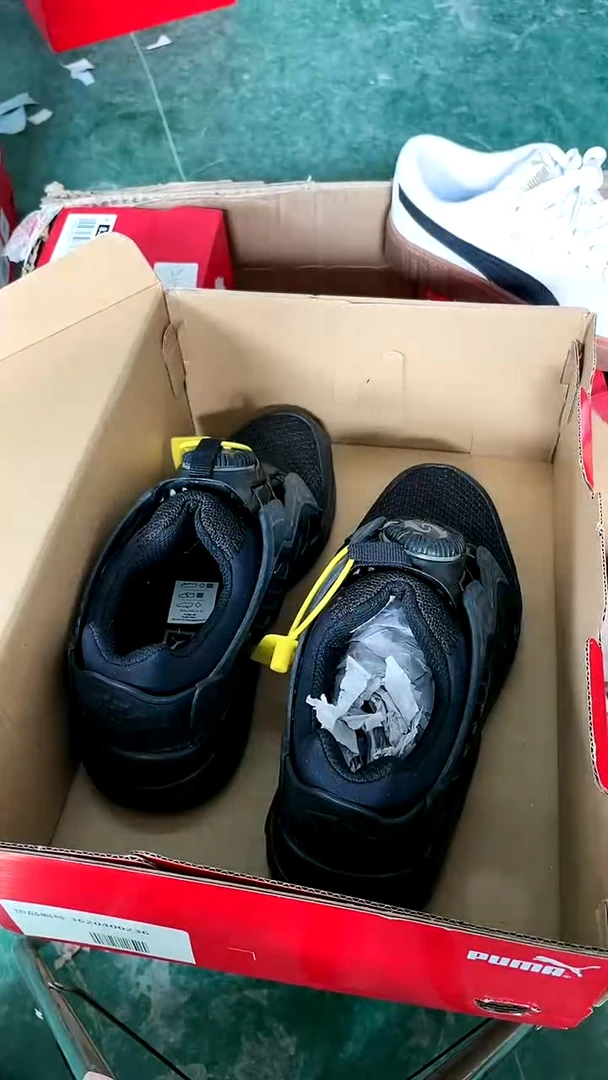 彪马时尚休闲运动鞋36M  C75