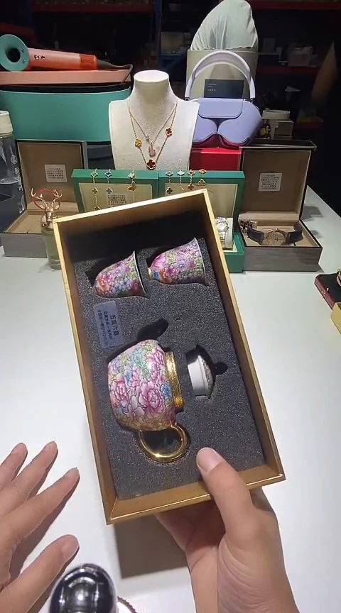 瓷片生活的本意就是开心@@1