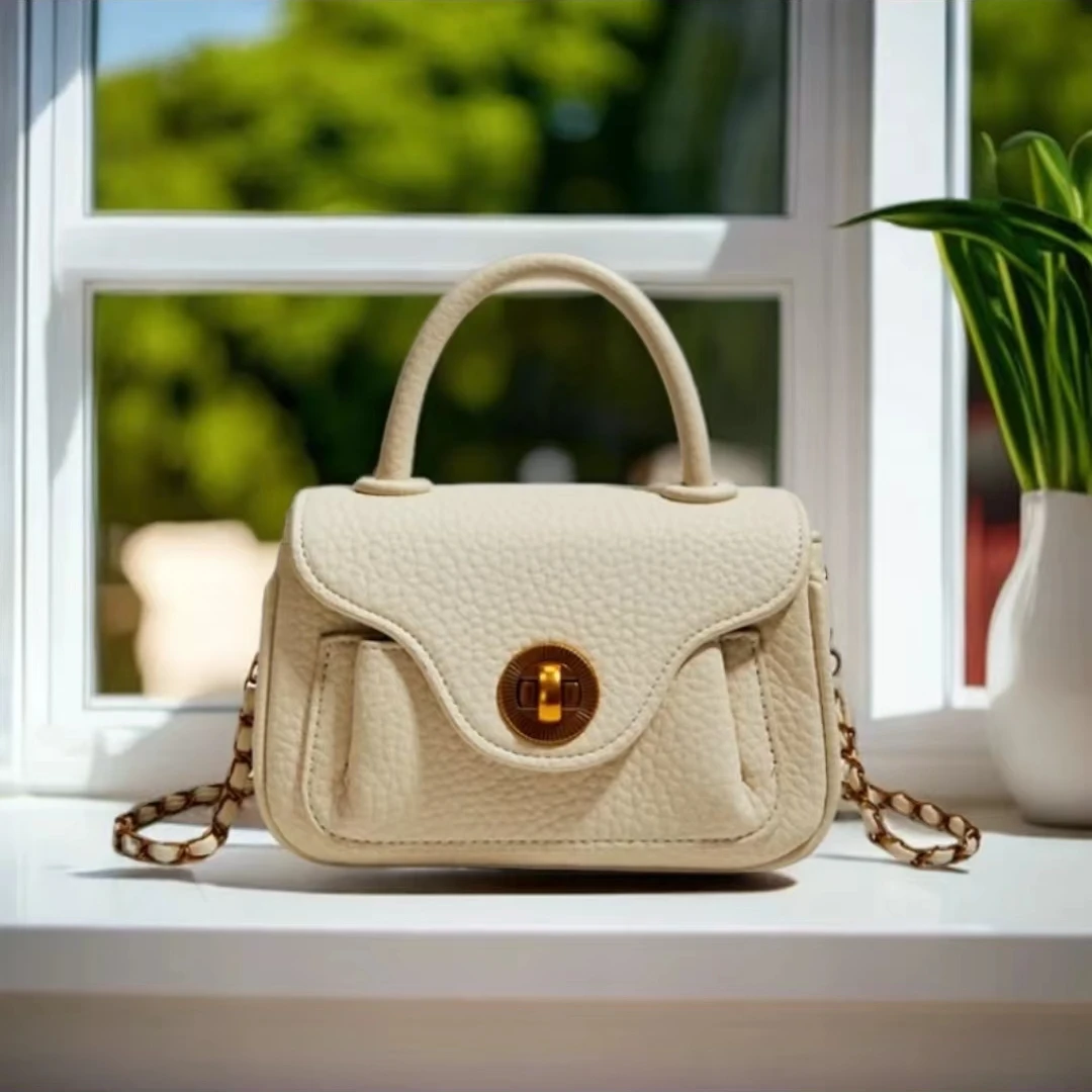 A白色轻奢时尚百搭女士小众简约单肩包H179