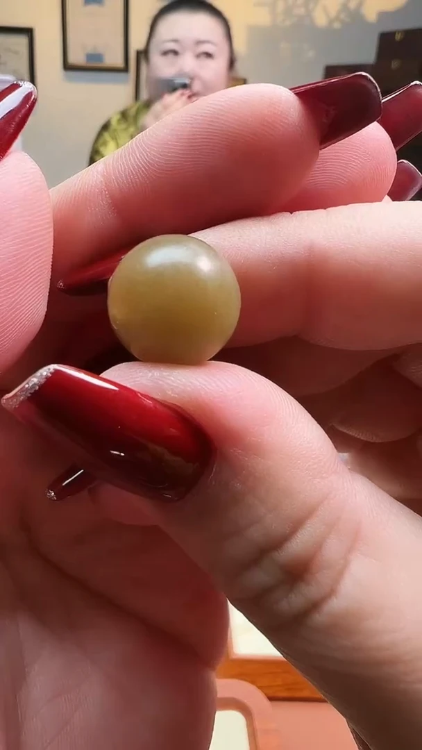 颈饰未镶嵌和田玉14mm左右且末糖圆珠单珠