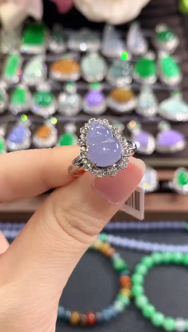 18K金镶嵌戒指翡翠d45紫货有色差