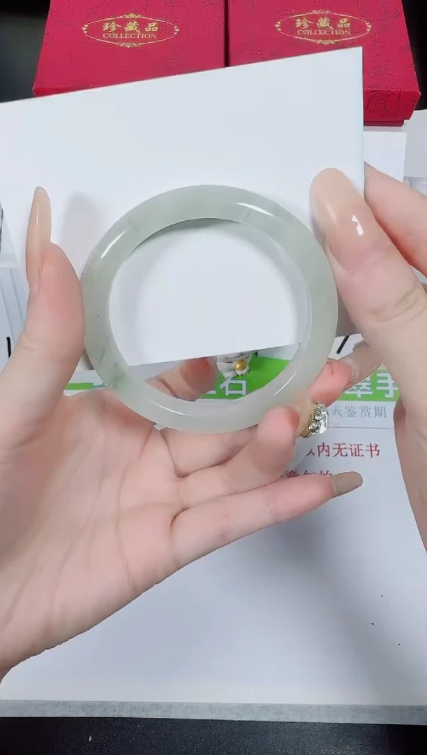 【闪购商品】石英质玉手镯未镶嵌K98-52.5