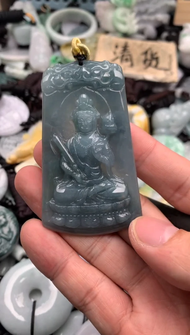 翡翠未镶嵌吊坠(不含链)1