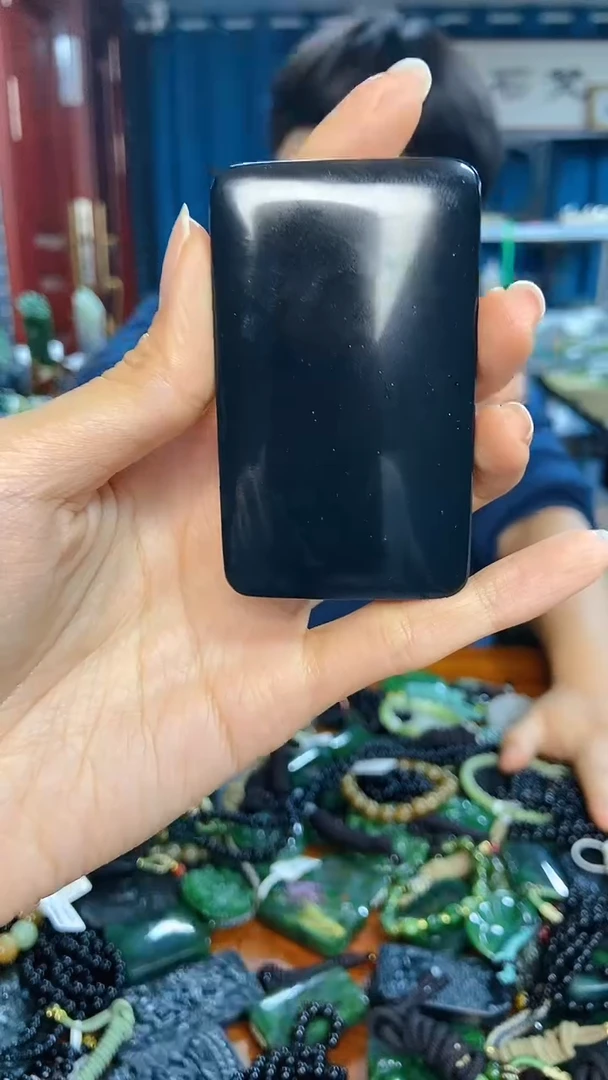 未镶嵌和田玉挂件1