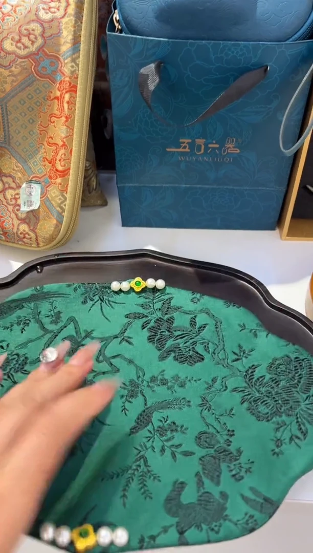 瓷片小乔闪购链接