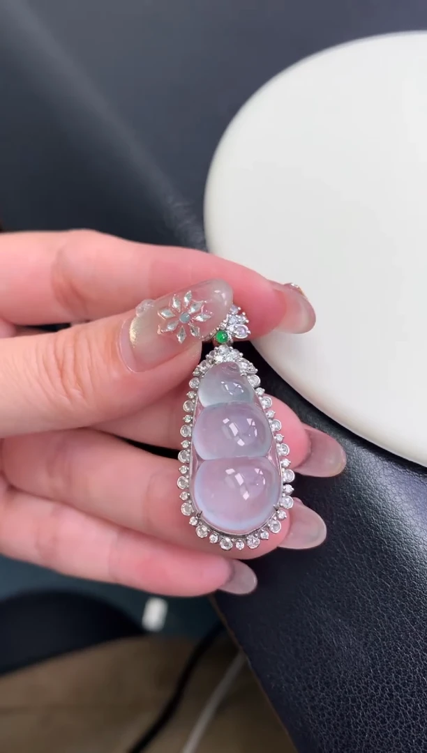 18K金镶嵌定制翡翠48小时鉴赏期 退货不扣服务费