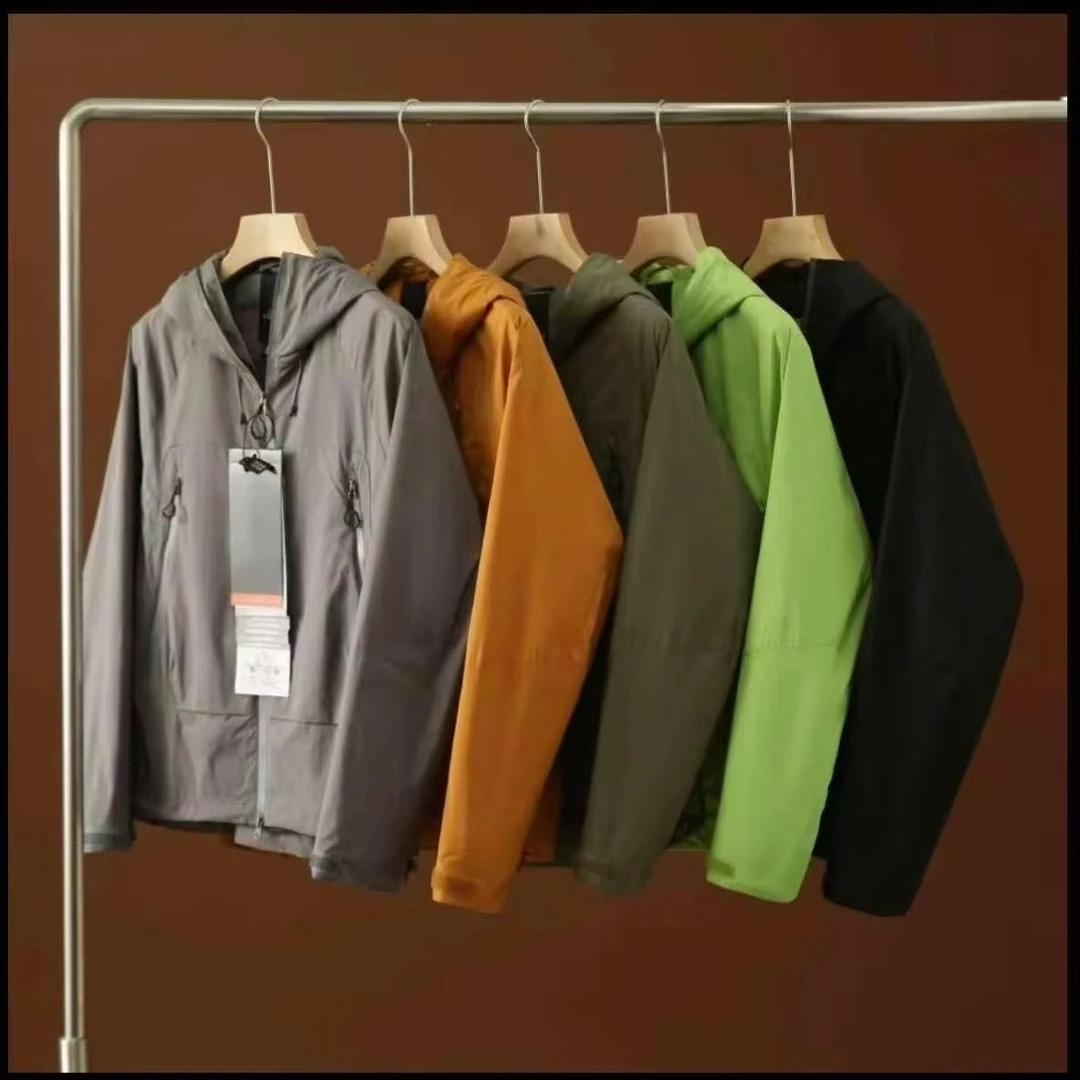 春秋季户外防水透气连帽休闲软壳运动登山服薄款