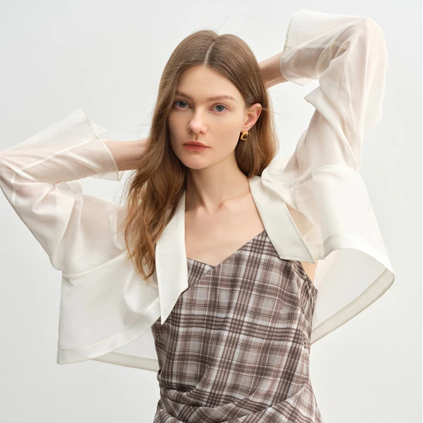 独束大码女装优雅气质设计感天丝衬衫罩衫莱赛尔小衫25DS82654