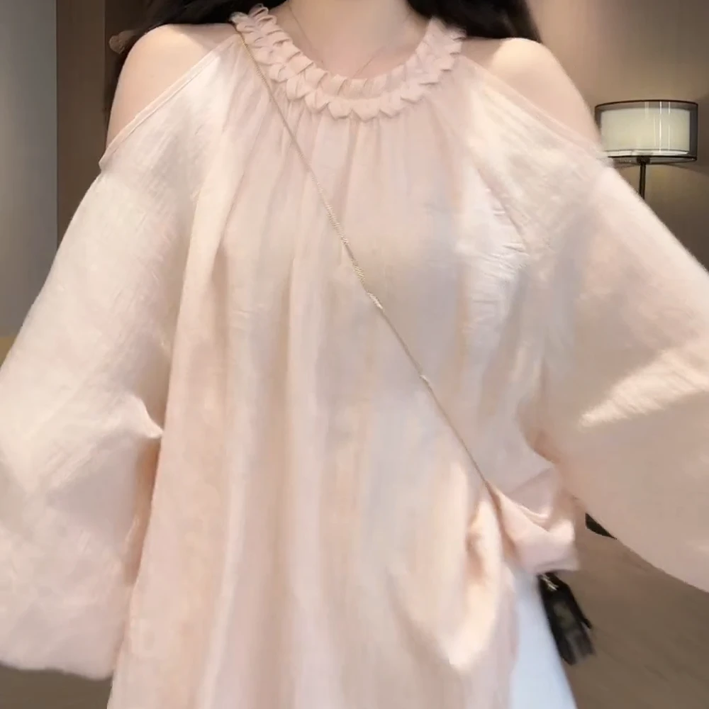 温柔肌理感微光露肩小衫宽松气质上衣C5741