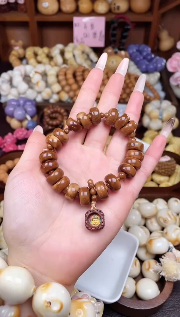 手串菩提根/象牙果D116-1508