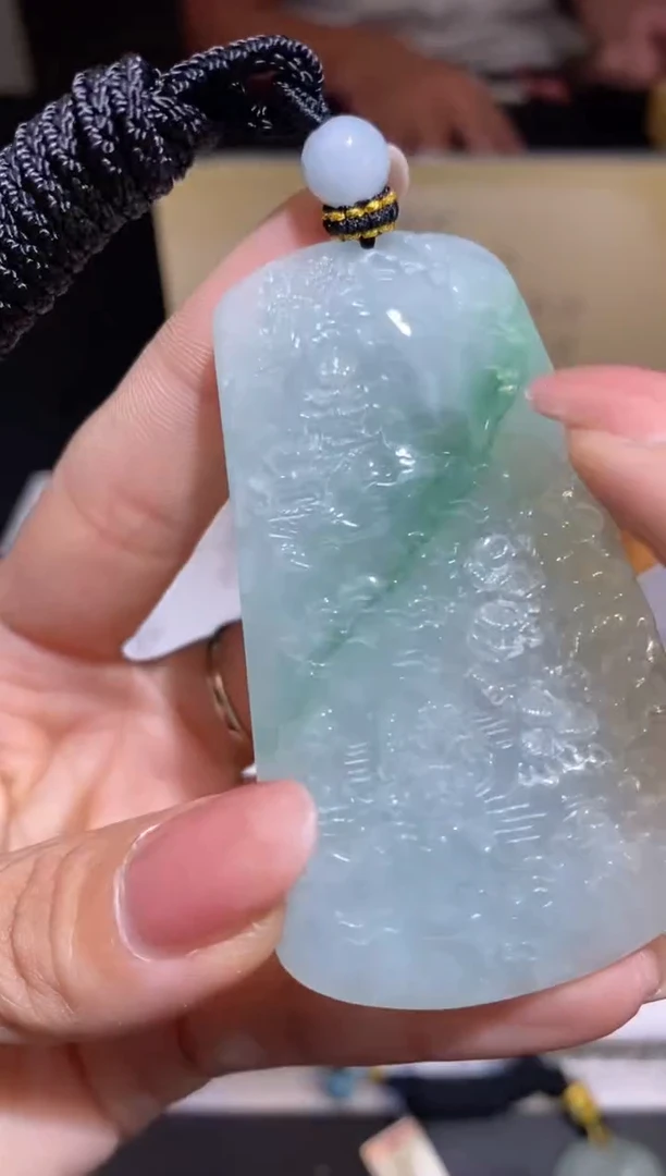 颈饰未镶嵌翡翠37639