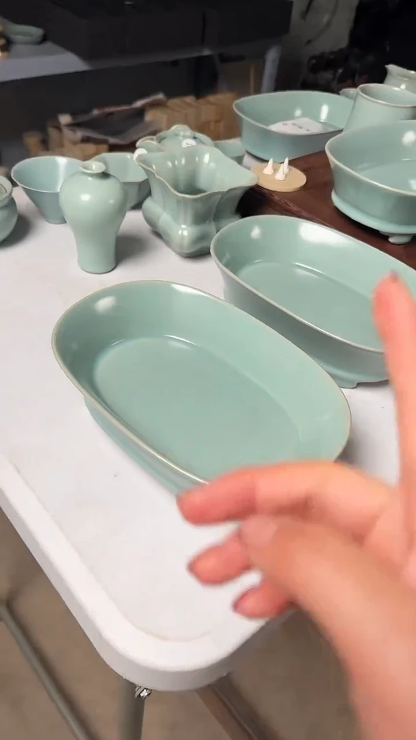 水仙盆（微瑕简包）-汝瓷张海英开窑-羊