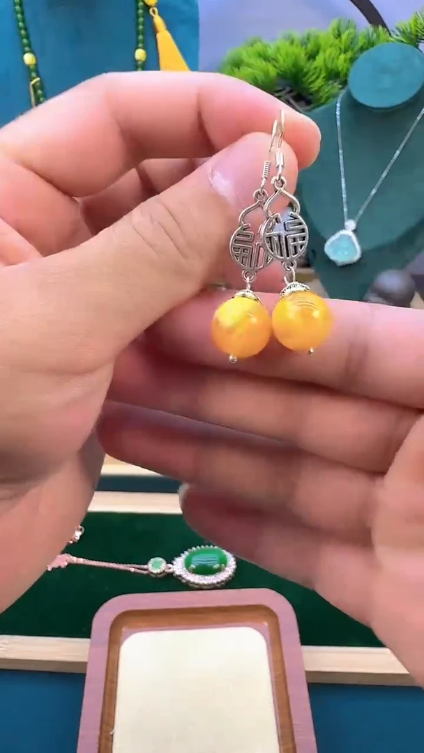 银S925镶嵌蜜蜡耳饰E57