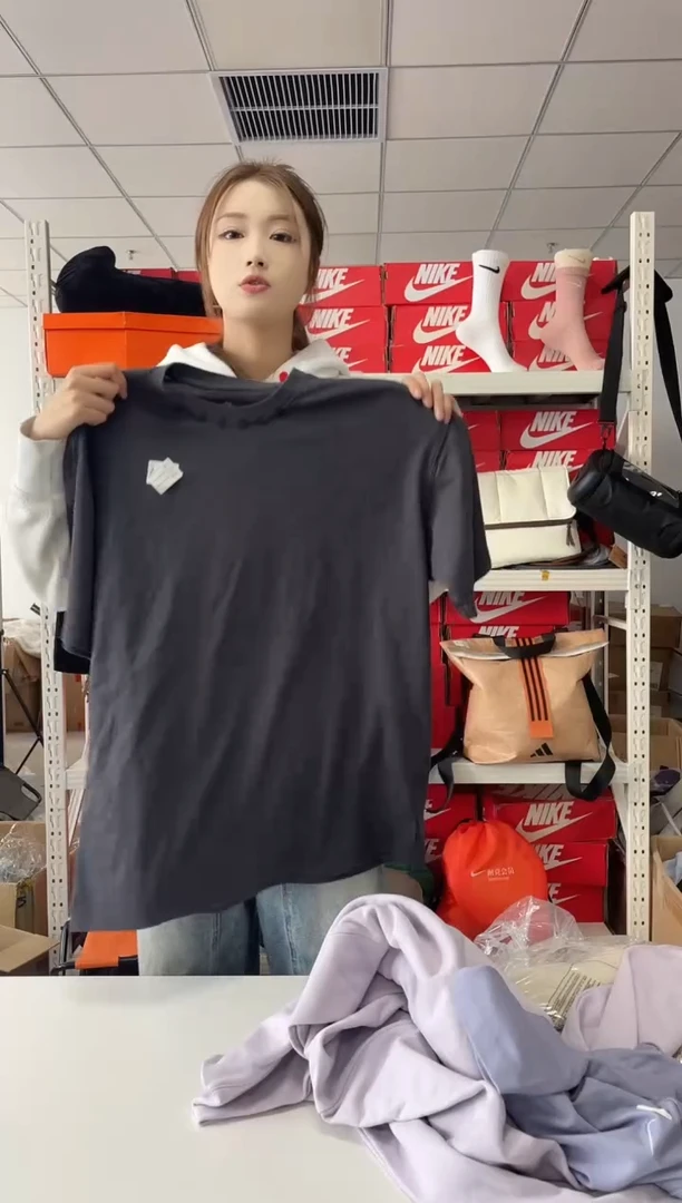 编码060  尺码m  胸围衣长  正品直播间过款