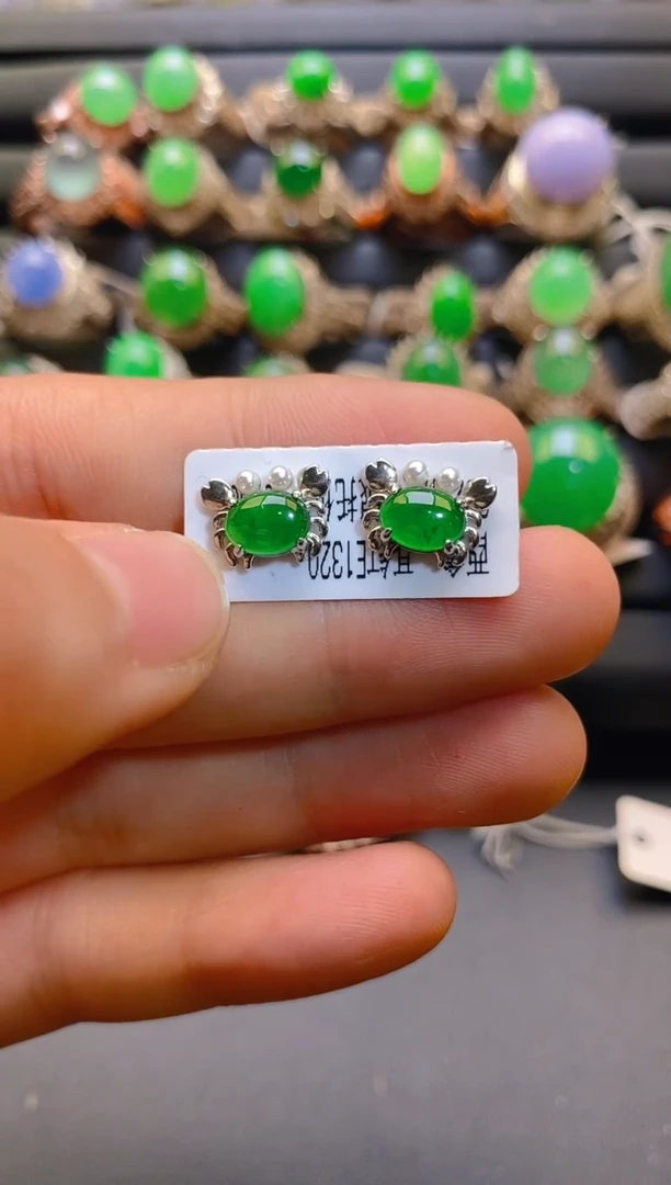 【闪购商品】翡翠耳饰银S925镶嵌天然A货翡翠1