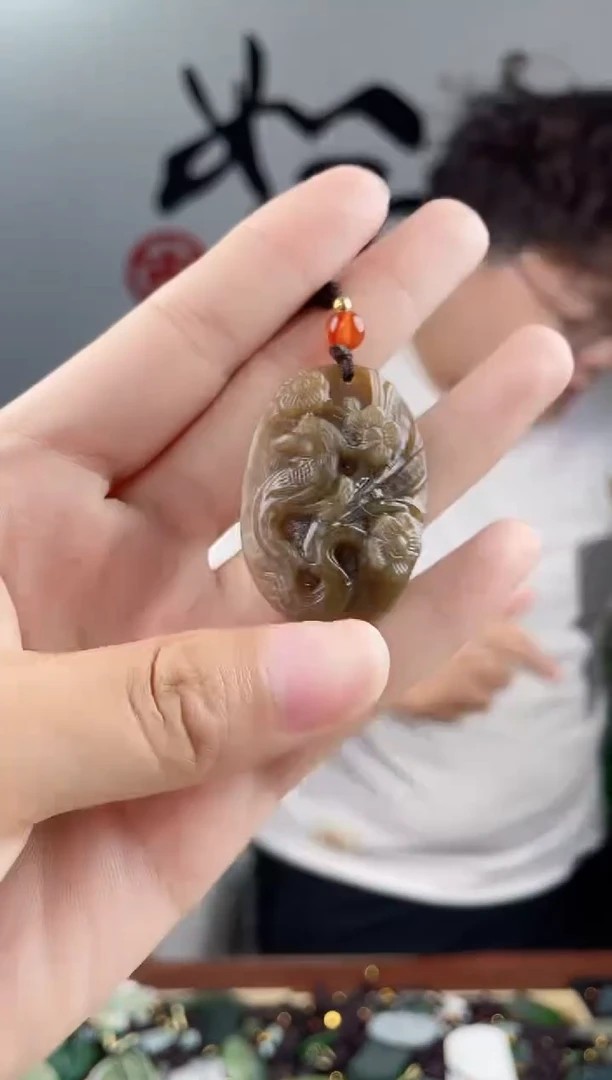 和田玉未镶嵌颈饰拍一发一，多样性发货