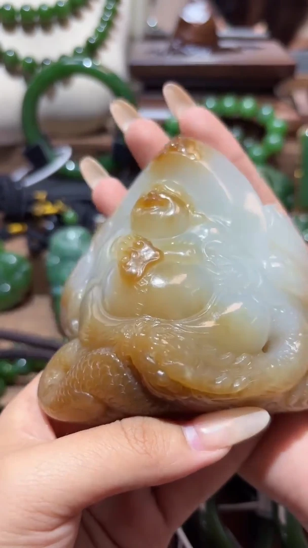 未镶嵌和田玉摆件1