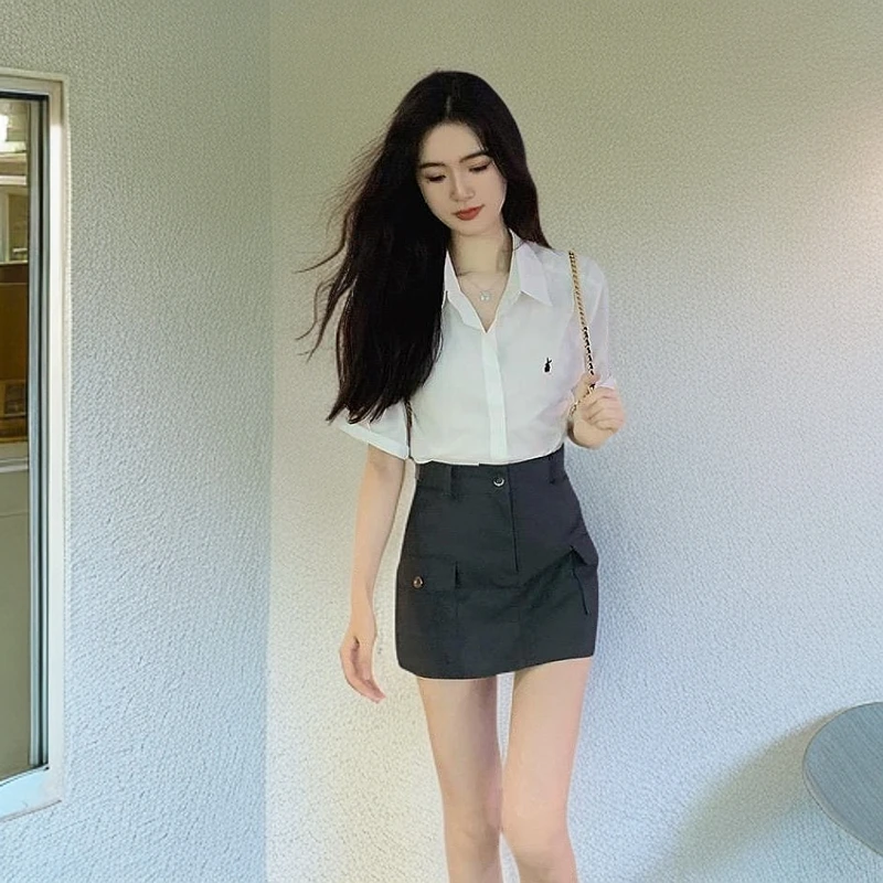 famouswang2025年夏季新款港风兔子刺绣短袖衬衫上衣女小个子减龄