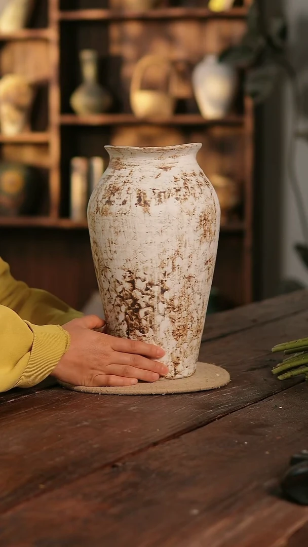 摆件11-25高33口10误差2无孔