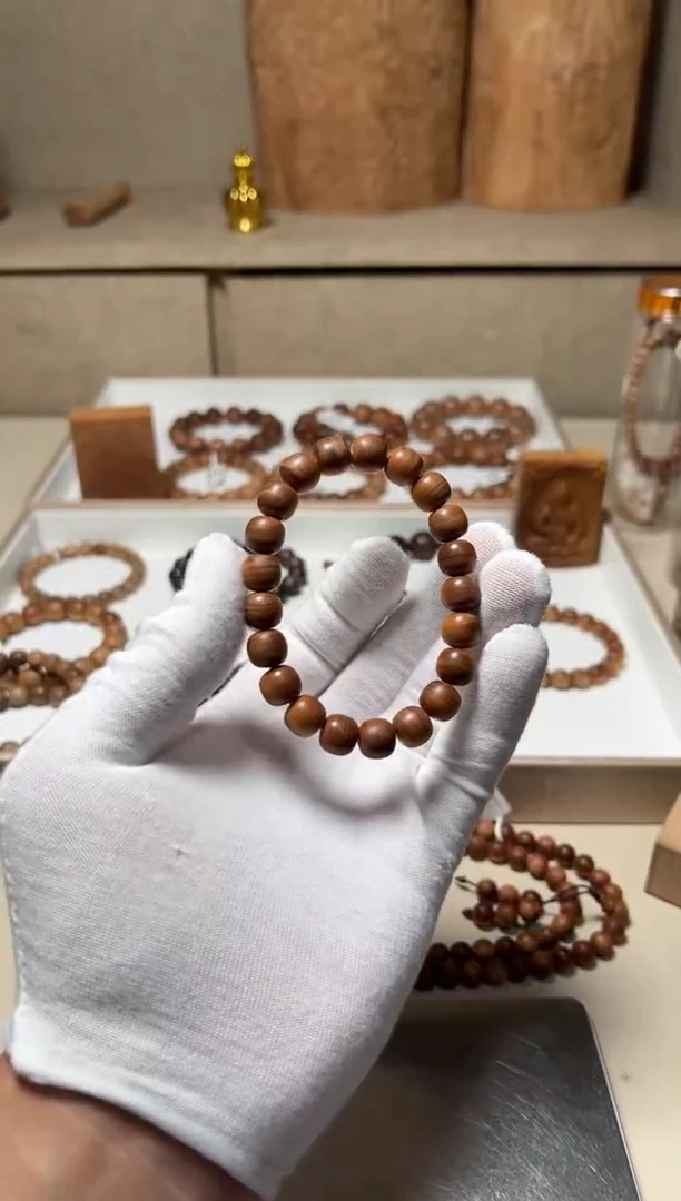 檀香木手串/手链k****n四抛9x10